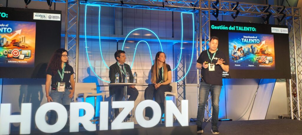 Los ingenieros industriales en THE WAVE 2 WhatsApp Image 2026 04 15 at 21.31.08 1