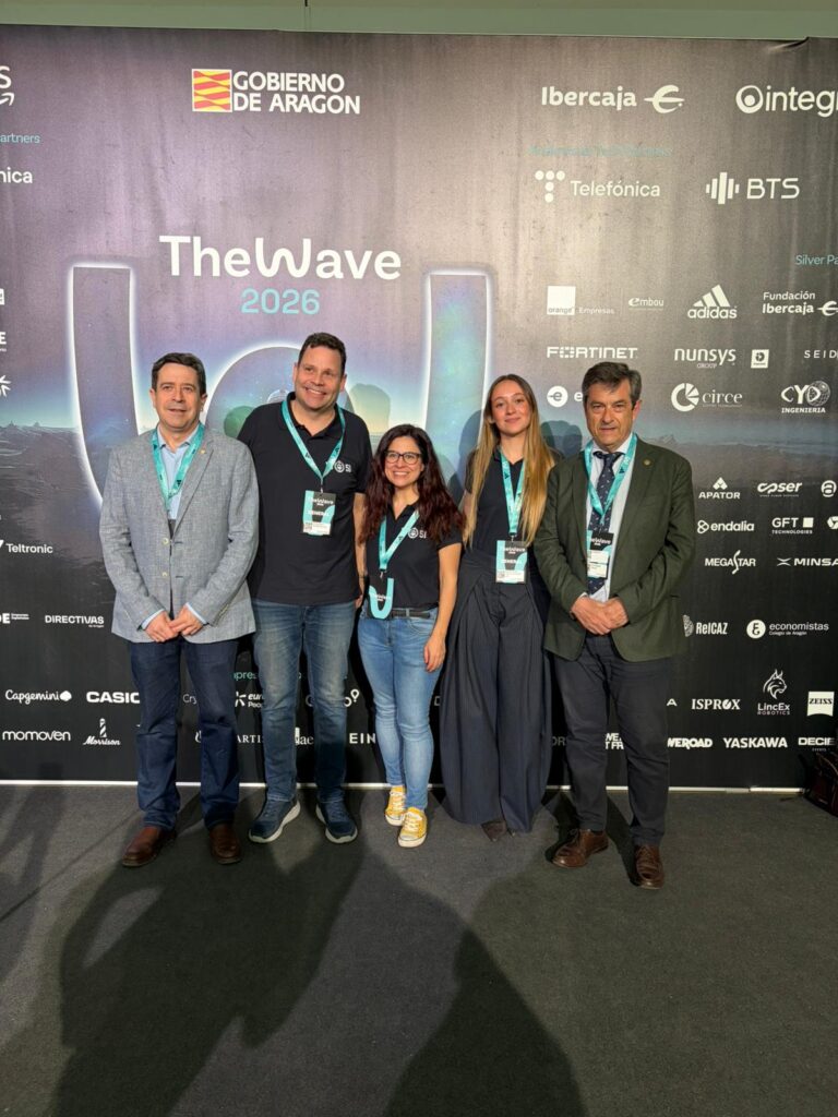 Los ingenieros industriales en THE WAVE 1 WhatsApp Image 2026 04 16 at 08.52.27 1