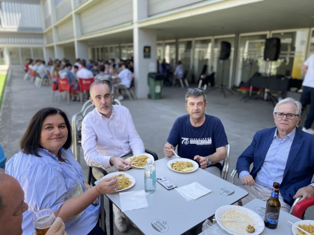 La Paellada de la Ingeniería Industrial reúne a estudiantes, profesorado y representantes del COIIAR en una jornada de convivencia 11 IMG 5113 2