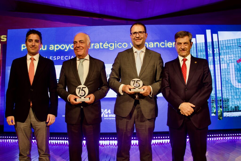 La Noche + IN emociona a los 400 invitados del sector industrial y de la ingeniería 11 DB9A8251 1